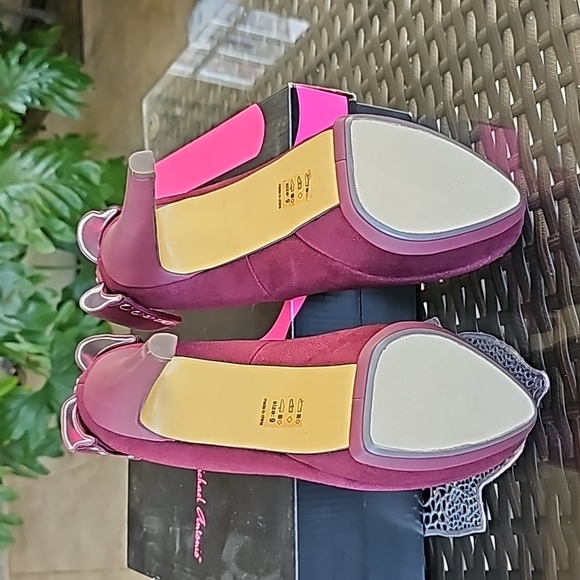 BRAND NEW MICHAEL ANTONIO HEELS - Picture 4 of 4